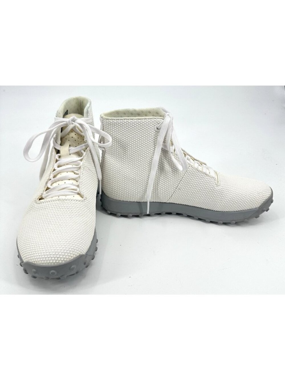 NO BULL unisex high top white ivy turf trainers shoes sneakers M7 W8.5 athletic